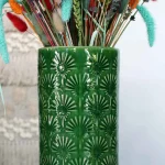 floraison_prasino_keramiko_vazo_me_sxedia_a